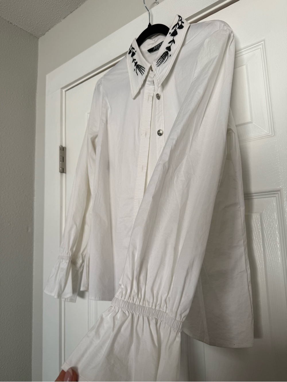 Tempora Embroidered Button Up Shirt - Picture 6 of 8